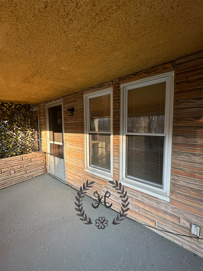 Building Photo - 119 Brunson Ave