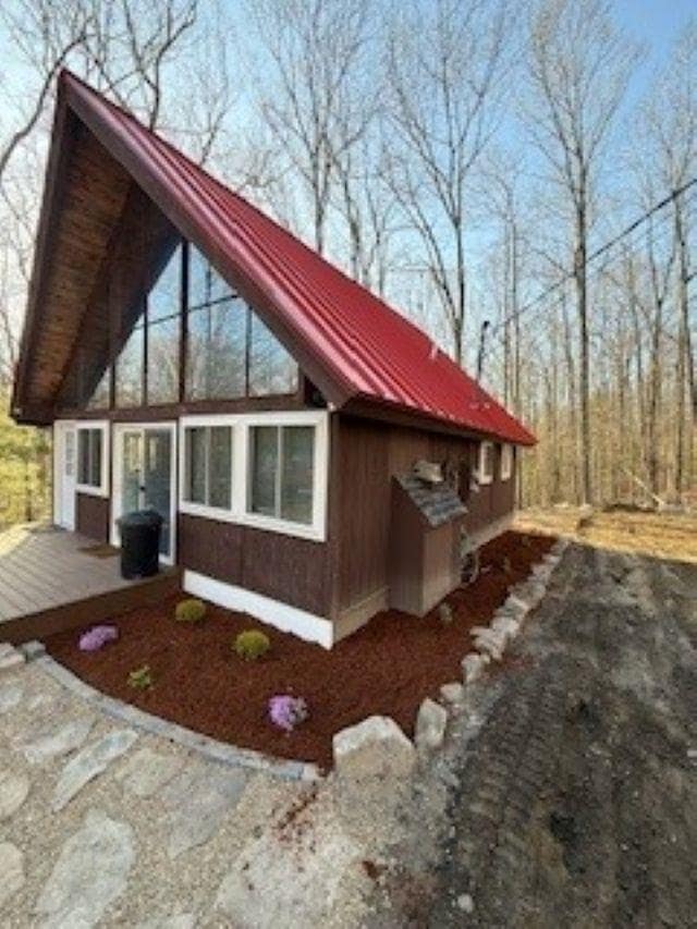 Primary Photo - 44 Mountain Dr