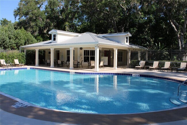 Building Photo - 11257 28th St Cir E