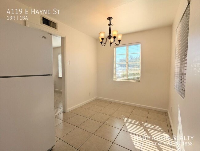 Building Photo - 4119 E Hayne St