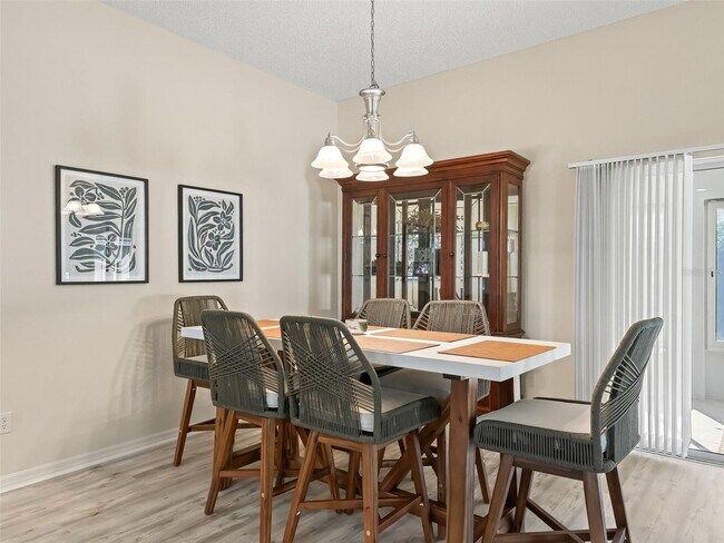 Building Photo - 3008 Rugby Way