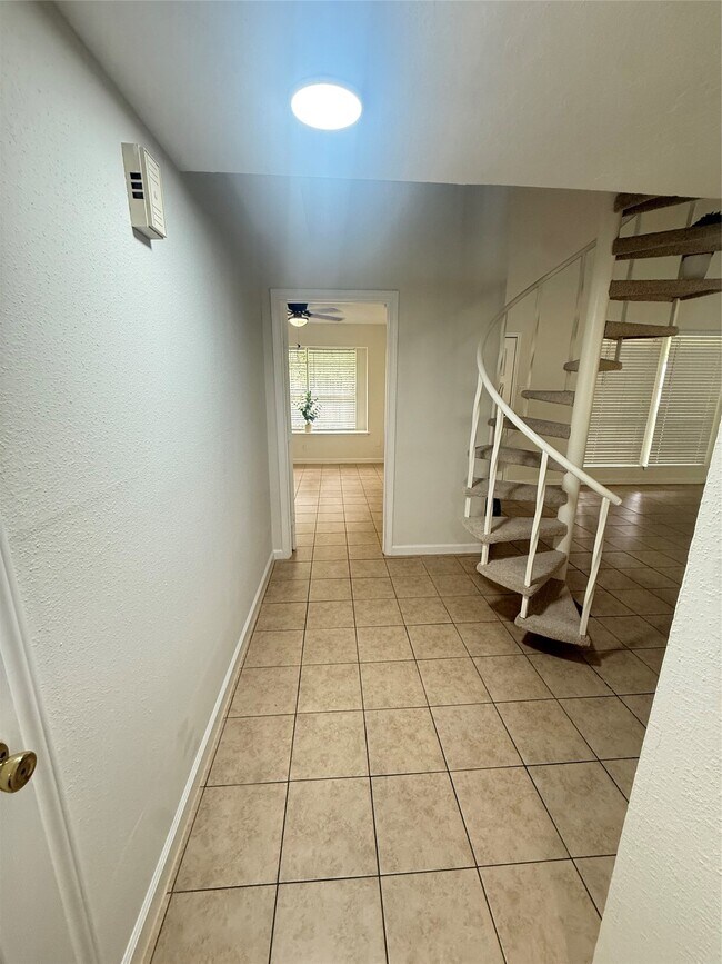 Building Photo - 12335 W Village Dr