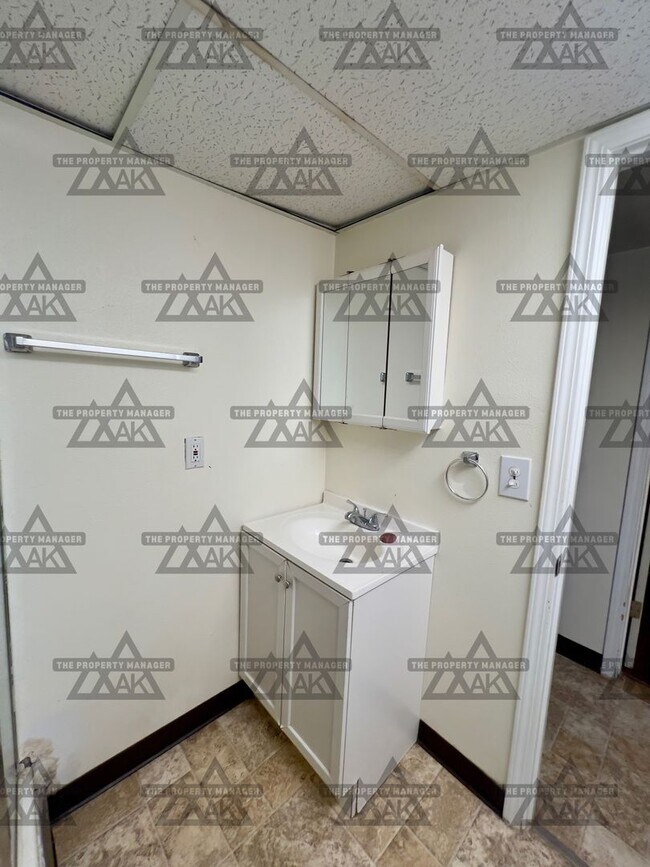 Building Photo - 11 Bonnie Ave