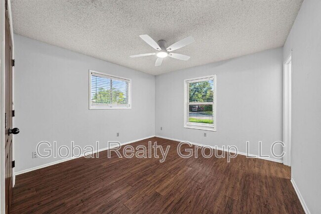 Building Photo - 138 Bobolink Dr