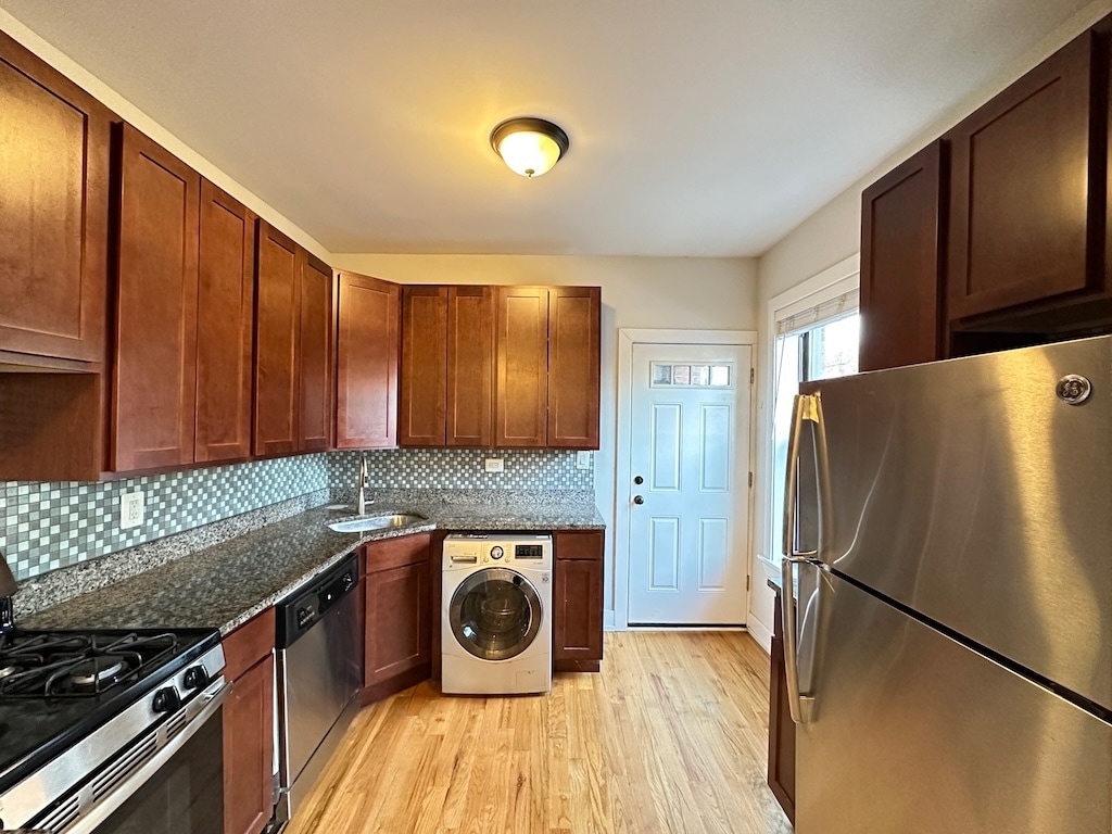 Building Photo - 3528 N Racine