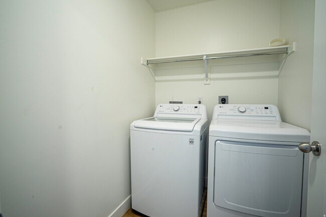 Building Photo - 1429 N 3600 W