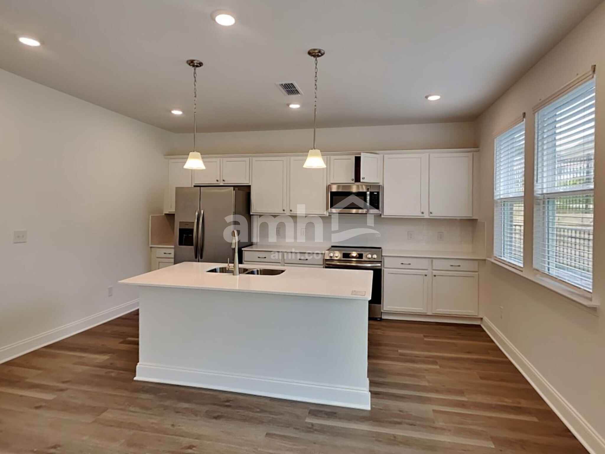 Building Photo - 232 Argea Dr