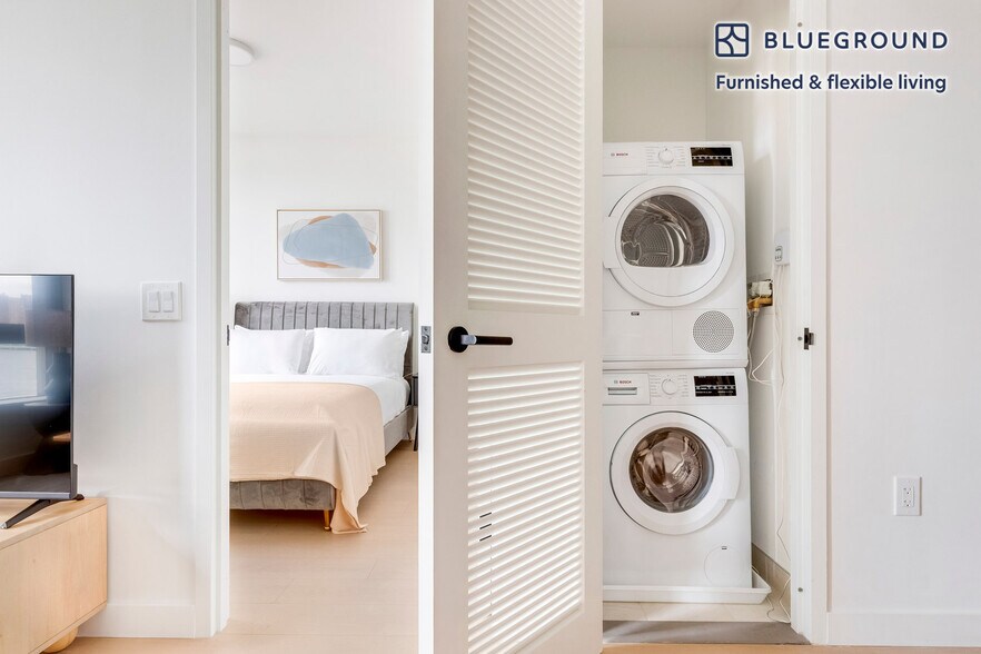 Building Photo - 478 Kent Ave