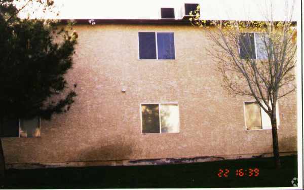 Building Photo - Mountain Vista