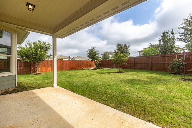 Building Photo - 6631 Gentry Farm