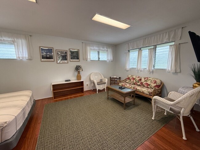 Building Photo - Maunawili furnished studio ADU available now!