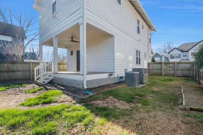 Building Photo - 1914 Owen St