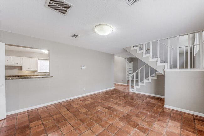 Building Photo - 13318 Queensride Ln