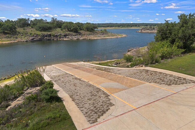 Building Photo - 8001 Copper Prairie Bend