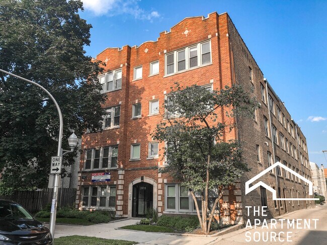 Building Photo - 3915 N Janssen Ave