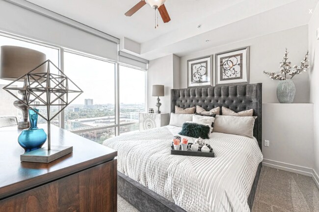 Building Photo - High-Rise Apartments 1-3 Beds!
