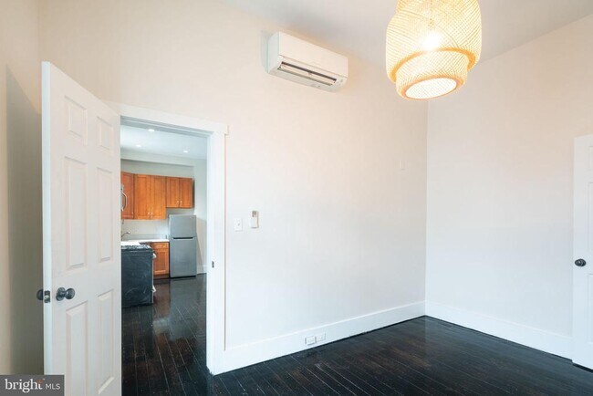 Building Photo - 1836 Delancey St