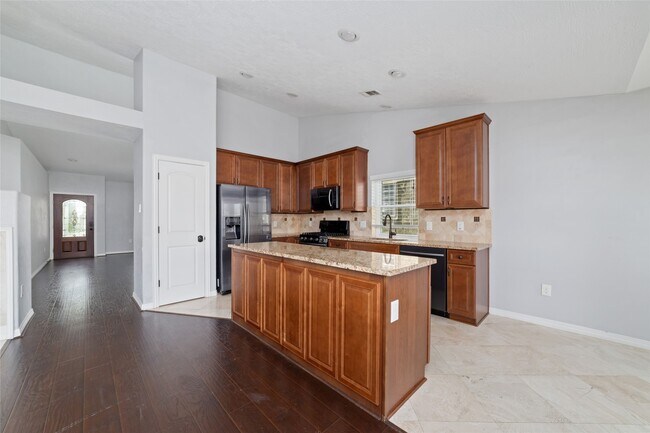 Building Photo - 20822 Whitevine Way