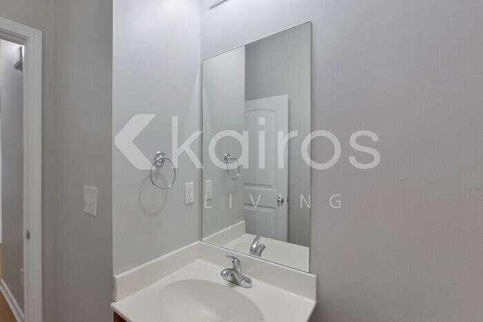 Building Photo - 588 Kincaid Cove Ln