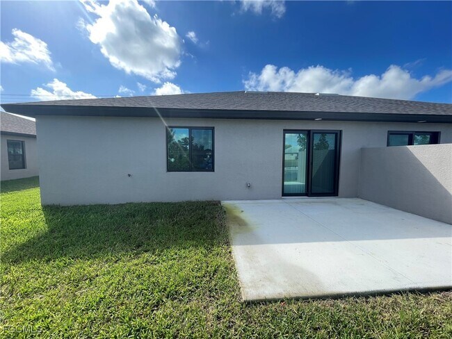 Building Photo - 1503 Gleason Pkwy