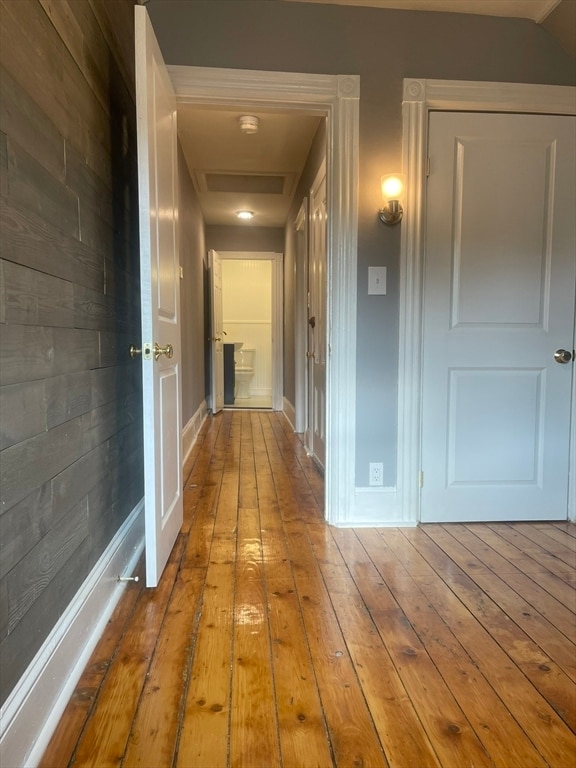 Building Photo - 13 Broad St