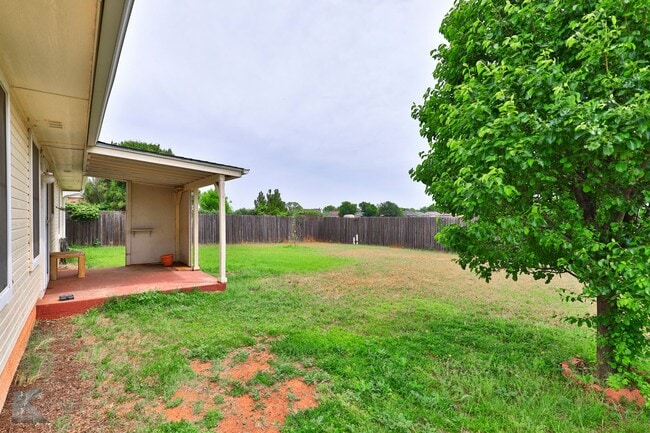Building Photo - Great 3 bedroom 2 bath home in Wylie district.