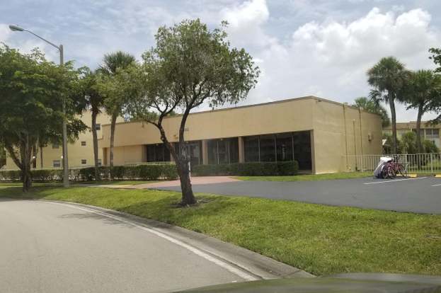 Building Photo - 8510 Sunrise Lakes Blvd