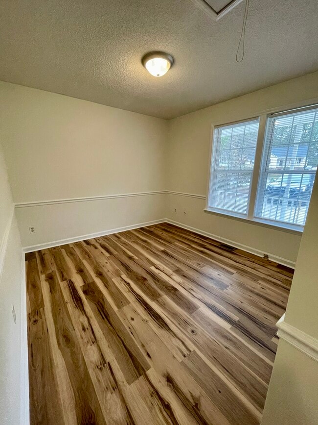 Building Photo - 5501 Heraldy Ct