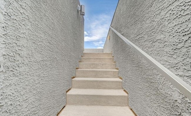 Building Photo - 8056 Haywood Estate Ave