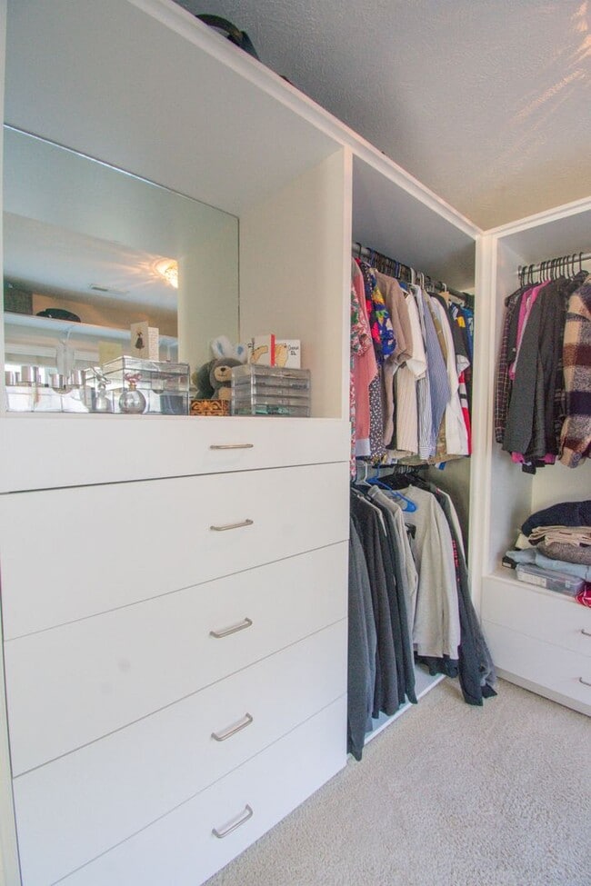 Building Photo - 2 Bedroom 2 Bathroom with Optional Bonus in Haymount