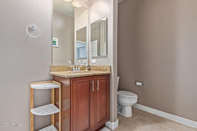 Building Photo - 5450 E Deer Valley Dr