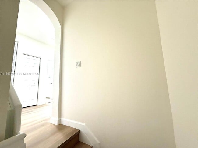 Building Photo - 9446 SW 170th Passage