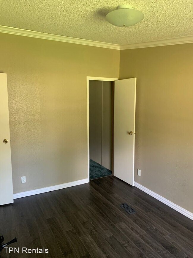 Building Photo - 3 br, 2 bath House - 1304 Hollow Oaks Ln