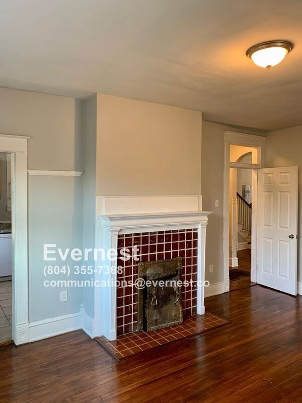 Building Photo - 1805 T St