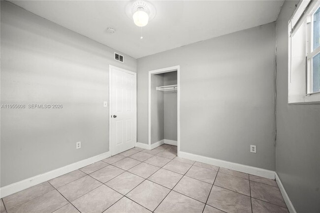 Building Photo - 701 N 70th Ave