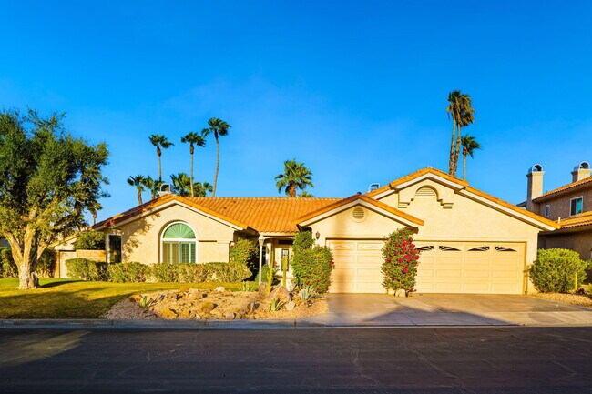 Building Photo - 370 Cypress Point Dr