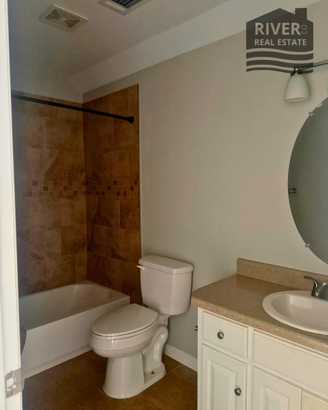 Building Photo - 111 Shelley Ln