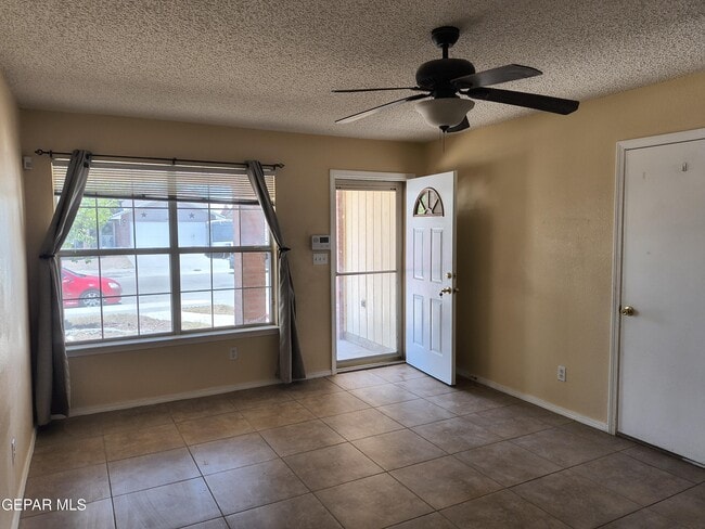 Building Photo - 11668 Carlos Moran Ct