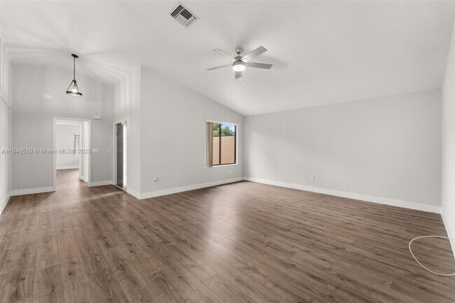 Building Photo - 3115 NW 12th St