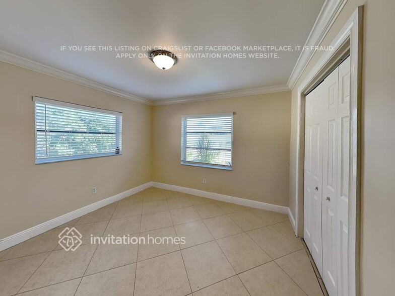 Building Photo - 10825 Jennifer Ln