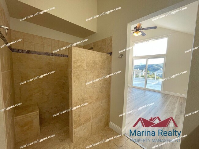 Building Photo - Near Walking Trails and Glen Cove Waterfro...