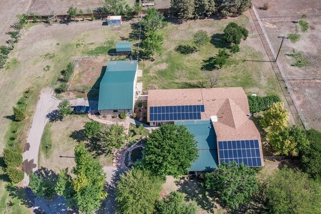 Building Photo - 7518 Lamount Dr
