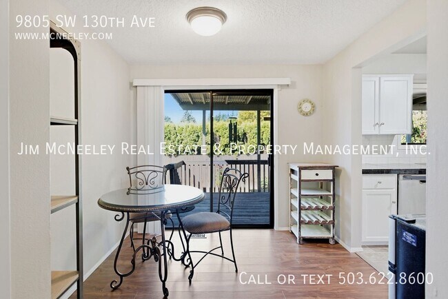 Building Photo - 9805 SW 130th Ave