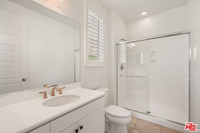 Building Photo - 4928 Princess Dr