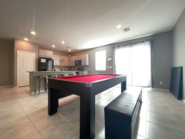 Building Photo - (Fully Furnished) 4 Bedroom + Loft,  3 Full Bath, Gated Community in SouthWest.