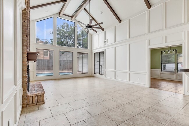 Building Photo - 12102 Moorcreek Dr