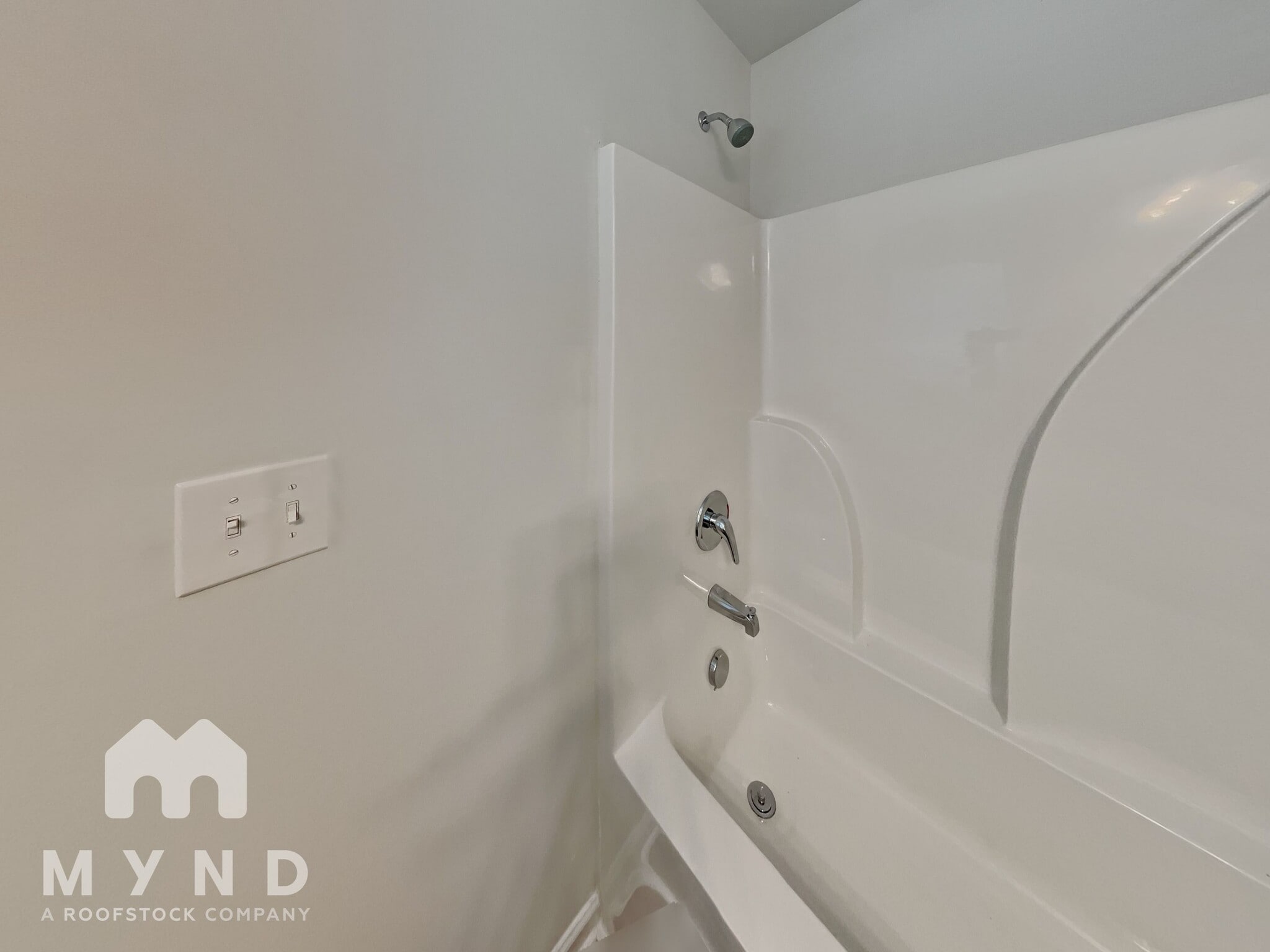 Building Photo - 1834 Carrington Dr