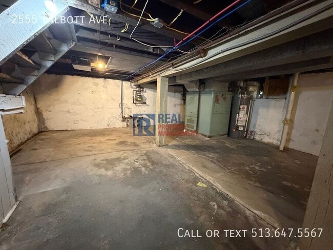 Building Photo - 2555 Talbott Ave