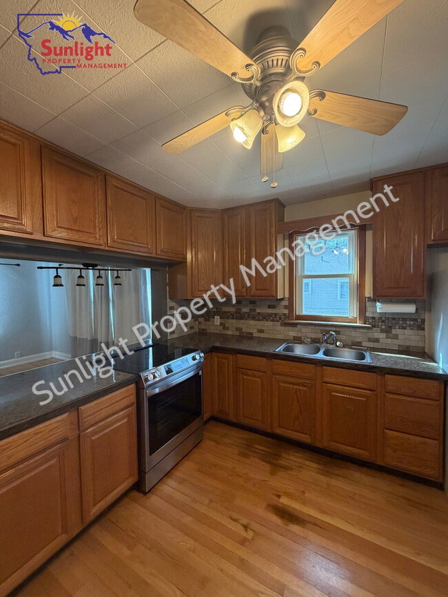 Building Photo - 410 Pennsylvania Ave