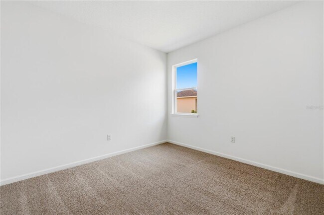 Building Photo - 17049 Haggerty Hollow Dr